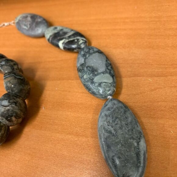 Stone Necklace and Bracelet Set - Picture 3 of 4